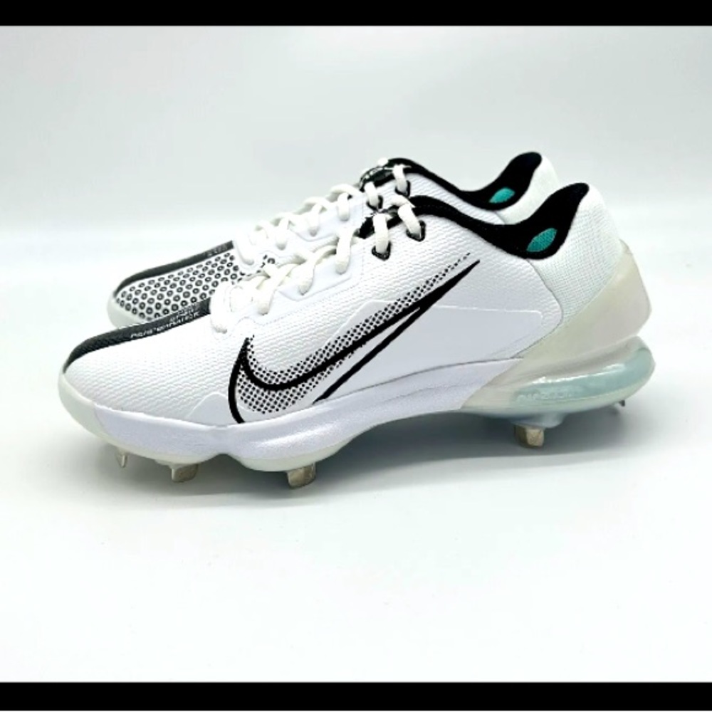 Nike Men's Force Zoom Trout 7 Pro Baseball Metal Cleats